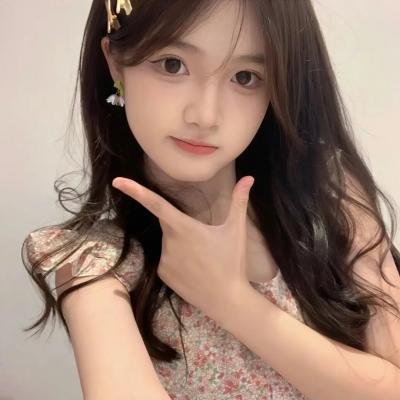 美女总裁爱上我 海报