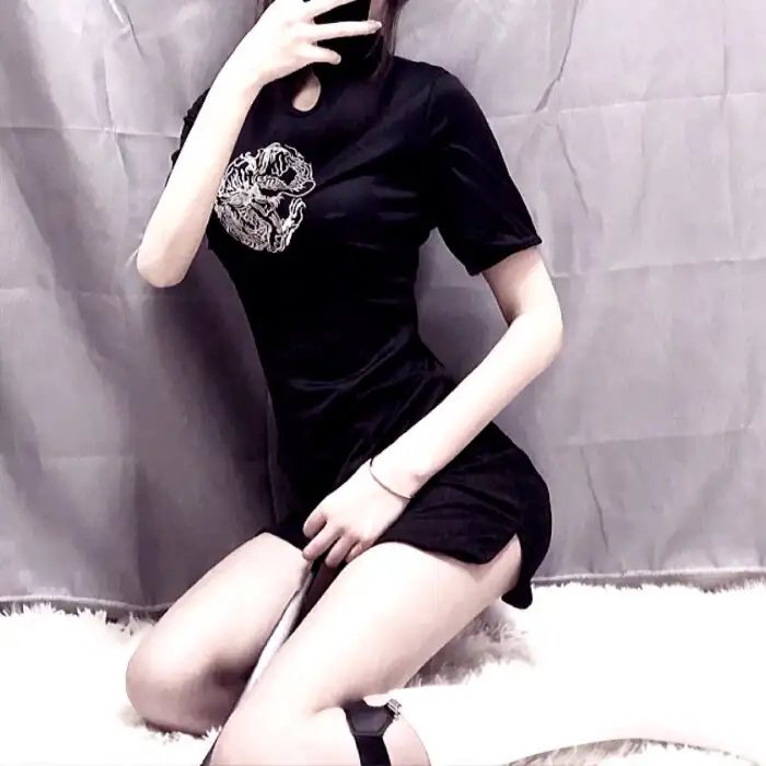 撕裂地平线 海报
